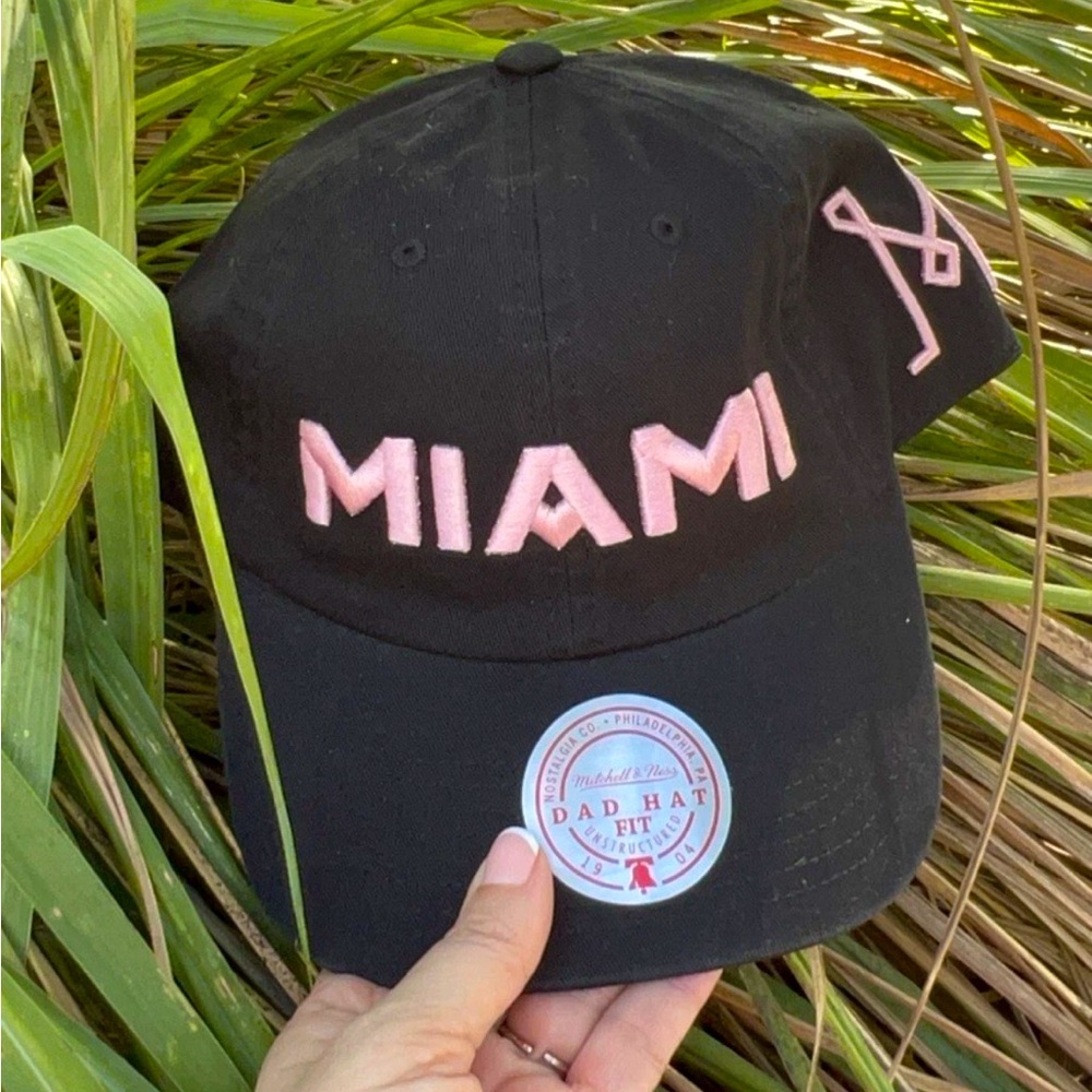 Mitchell & Ness Inter Miami MLS Snapback Hat Cap Black Pink NWT
